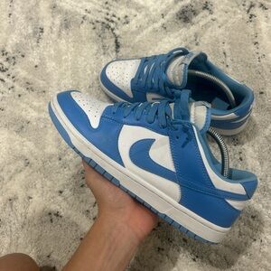 Nike Dunk Low UNC trainers in white and blue